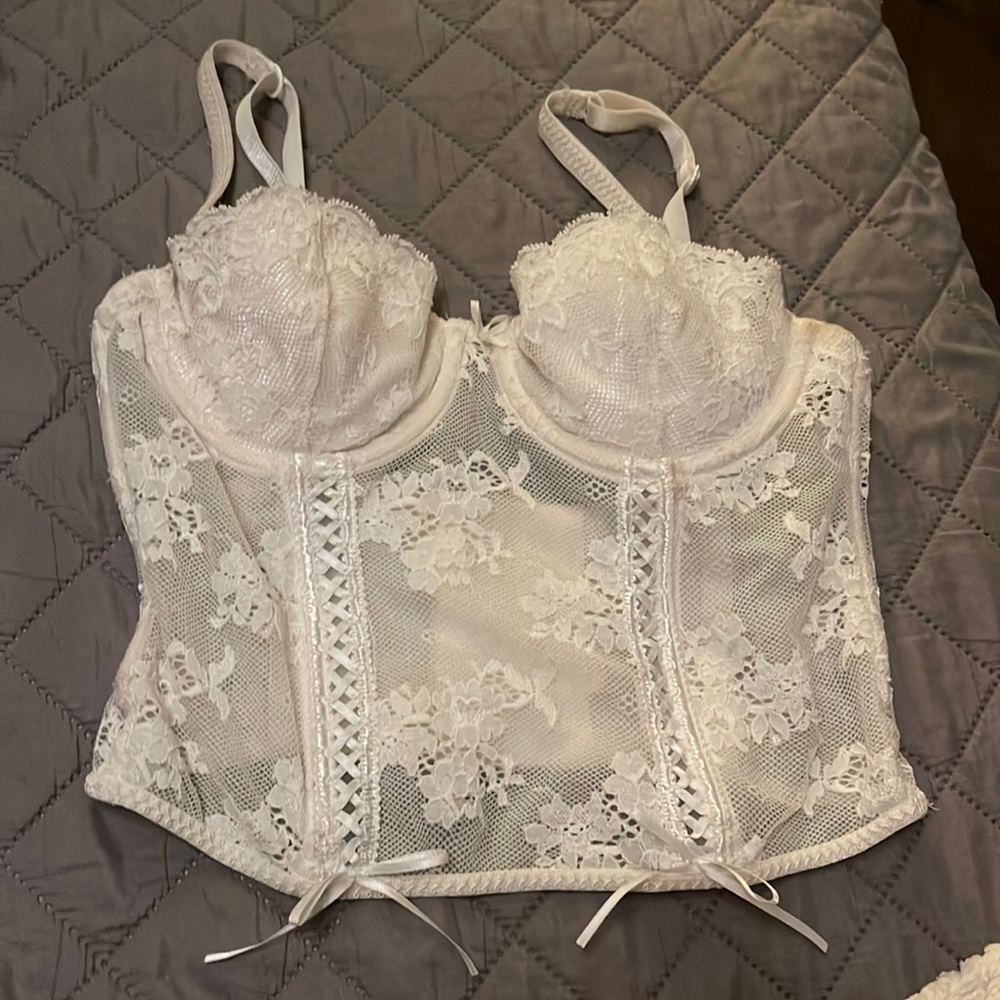 Sweet and Petite White Lace Bustier